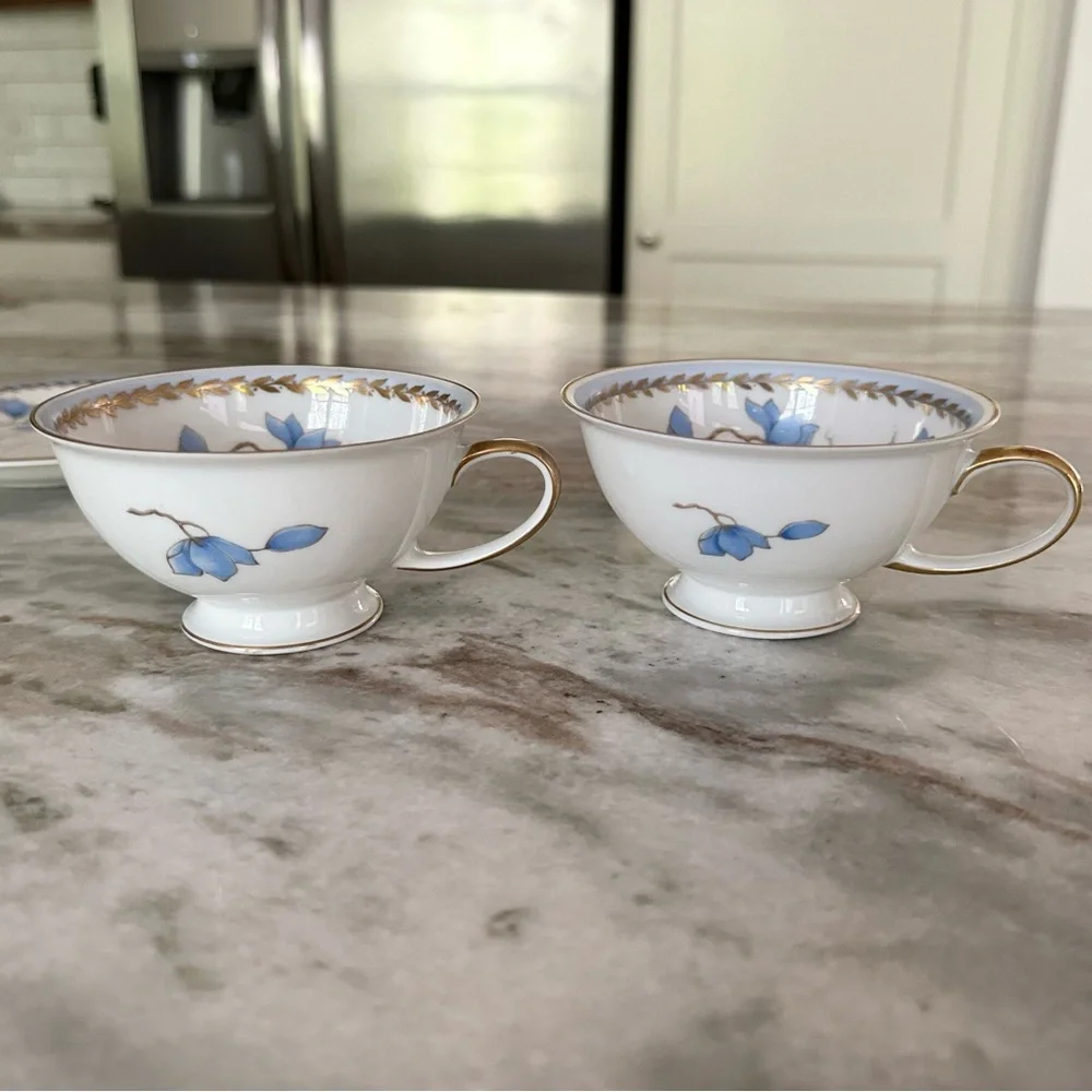 Rosenthal Selb Germany Winifred China White & Blue Floral Print Gold Rim Tea Cup